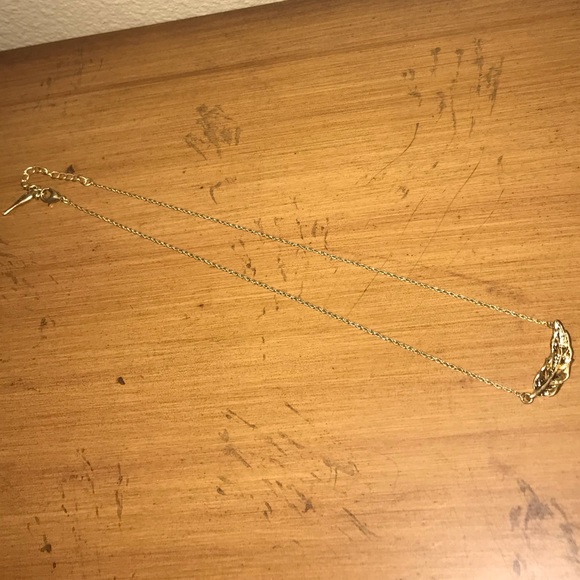 Chloe + Isabel Leaf Necklace - Picture 2 of 3